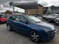 Used Ford Focus Zetec 136 HP (100 kW) 2006 Blue Hatchback