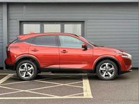 Used Nissan Qashqai N-Connecta 156 HP (114 kW) 2022 Red SUV