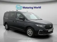Used Ford Grand Tourneo Connect Titanium 122 HP (89 kW) 2023 Blue MPV