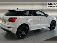 Begagnad Audi Q2 Black Edition 113 HK (83 kW) 2020 Vit SUV