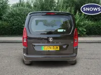 Used Vauxhall Combo Design Edition 100 kW (136 HP) 2025 Black MPV