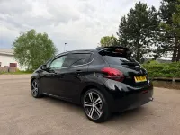 Used Peugeot 208 GT-line 2018 Black Hatchback