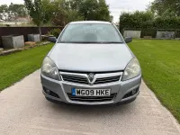 Used Vauxhall Astra 115 HP (84 kW) 2009 Silver Hatchback