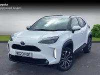 Used Toyota Yaris Hybrid Design 116 HP (85 kW) 2023 Pure white