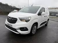 Used Vauxhall Combo Sportive 100 HP (73 kW) 2021 White MPV