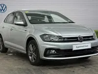 Usado VW Polo R-line 110 HP (80 kW) 2021 Prateado Citadino