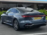 Second-hand Audi A5 S-Line 204 CP (150 kW) 2025 Albastru Berlinǎ