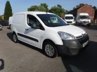 Used Citroën Berlingo 100 HP (73 kW) 2017 White MPV