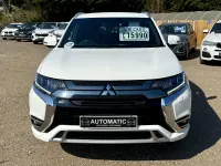 Used Mitsubishi Outlander P-HEV 206 HP (151 kW) 2018 White Estate