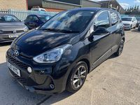 Usado Hyundai i10 Premium 87 HP (63 kW) 2017 Preto Citadino