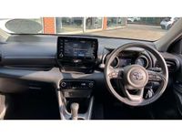 Used Toyota Yaris Hybrid Design 116 HP (85 kW) 2021 White Hatchback