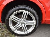 Begagnad Audi Q3 S-line plus 150 HK (110 kW) 2016 Röd SUV