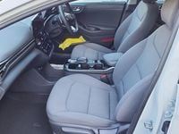 Used Hyundai Ioniq Premium 99 kW (135 HP) 2022 White Hatchback