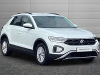 Used VW T-Roc Life 110 HP (80 kW) 2023 White SUV