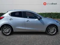 Używany Mazda 2 Inclusive 2021 Srebrny Hatchback