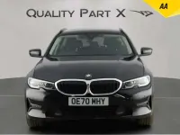 Begagnad BMW 330e 2020 Svart Kombi
