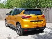 Used Renault Scénic III Dynamique 130 HP (95 kW) 2017 Orange MPV
