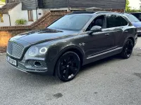 Used Bentley Bentayga 435 HP (319 kW) 2017 Grey SUV