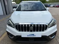 Used Suzuki SX4 SZ5 140 HP (102 kW) 2018 White Hatchback