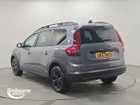 Used Dacia Jogger Extreme 141 HP (103 kW) 2024 Grey MPV