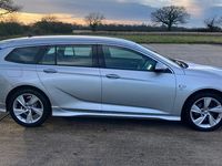 Used Vauxhall Insignia SRi 170 HP (125 kW) 2019 Silver Estate