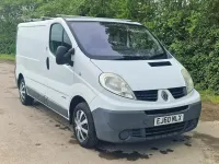 Begagnad Renault Trafic 115 HK (84 kW) 2010 Vit Minibuss