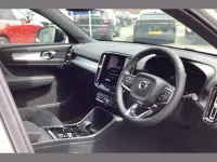 New Volvo XC40 Plus 161 HP (118 kW) 2026 White SUV