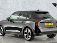 Usado Mini Cooper Hatch 113 kW (154 HP) 2025 Preto Citadino