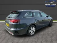Used Kia Ceed 136 HP (100 kW) 2019 Grey Hatchback