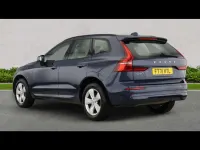 Usado Volvo XC60 Momentum 2022 Azul SUV