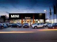 Used Mini Cooper Countryman Classic 134 HP (98 kW) 2023 Green SUV