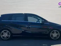 Käytetty Mercedes B220 Executive 177 HP (130 kW) 2018 Sininen Tila-auto