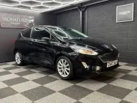 Used Ford Fiesta Titanium 100 HP (73 kW) 2018 Black Hatchback