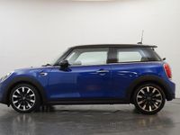 Usado Mini Cooper Exclusive 134 CV (98 kW) 2020 Azul Utilitario