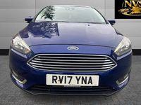 Second-hand Ford Focus Zetec 120 CP (88 kW) 2017 Negru Hatchback