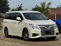 Used Nissan Elgrand 2017 White MPV