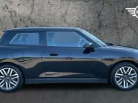 Used Mini Cooper Hatch 133 kW (181 HP) 2024 Black Hatchback