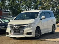 Used Nissan Elgrand 2017 White MPV
