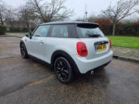 Used Mini Cooper Hatch 136 HP (100 kW) 2016 Silver Hatchback