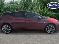 Used Vauxhall Astra Edition 145 HP (106 kW) 2021 Red