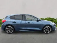 Used Ford Focus ST-Line X 155 HP (114 kW) 2021 Blue Hatchback