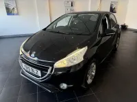 Used Peugeot 208 Allure 82 HP (60 kW) 2015 Black Hatchback