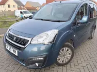 Used Peugeot TePee Active 98 HP (72 kW) 2015 Estate