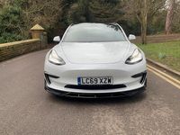 Used Tesla Model 3 Performance 461 kW (627 HP) 2019 White Sedan