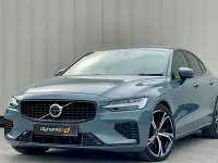 Usado Volvo S60 Plus 2023 Cinzento Sedan