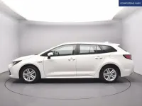 Used Toyota Corolla 122 HP (89 kW) 2020 White Estate