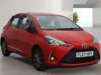 Used Toyota Yaris 100 HP (73 kW) 2017 Hatchback