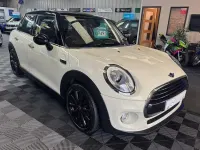 Usado Mini Cooper Hatch 136 CV (100 kW) 2018 Blanco Utilitario
