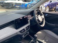Usado Skoda Kamiq SE 95 HP (69 kW) 2025 Branco SUV