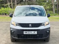 Used Peugeot Partner Premium 131 HP (96 kW) 2022 White MPV